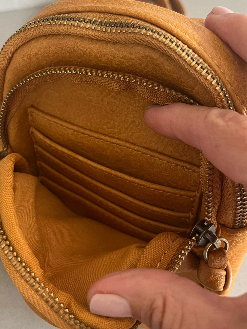 Joy Susan excellent preowned